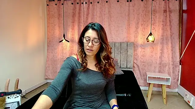 VioletaScott  online show from 03/10/25, 01:54