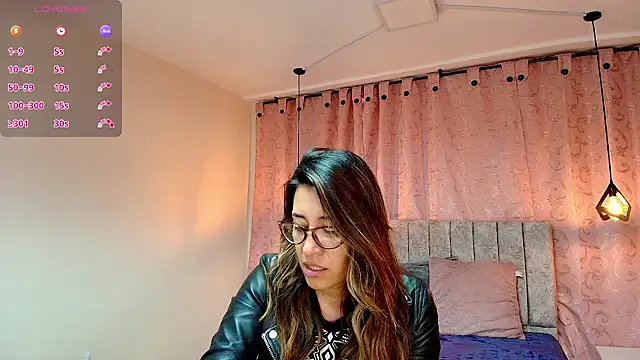 VioletaScott  online show from 03/17/25, 01:08