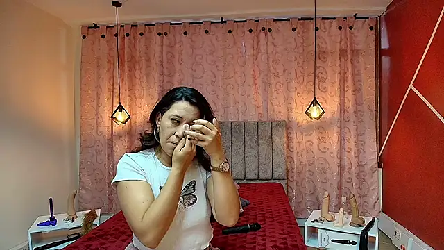 VioletaScott  online show from 09/29/25, 01:38