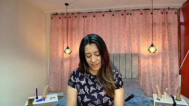 VioletaScott  online show from 10/07/25, 01:19