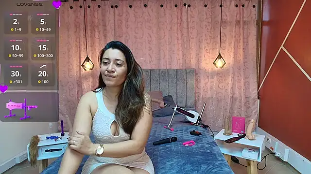 VioletaScott  online show from 11/04/25, 02:27