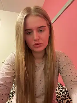 yourhornyslut online show from 02/25/25, 08:41