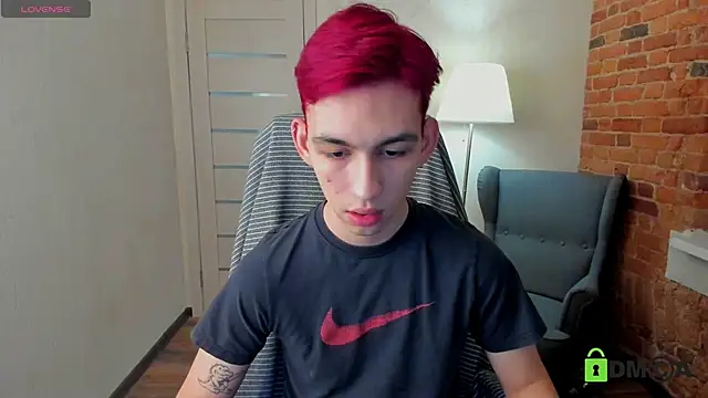 Snapshot of Ul_Tima chatting on 12/29/24, 10:14 Ul Tima online show from 12/29/24, 10:14