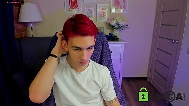 Snapshot of Ul_Tima chatting on 01/04/25, 01:21 Ul Tima online show from 01/04/25, 01:21