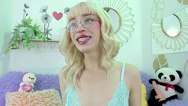 Ariadna Evangeline online show from 09/09/25, 06:24