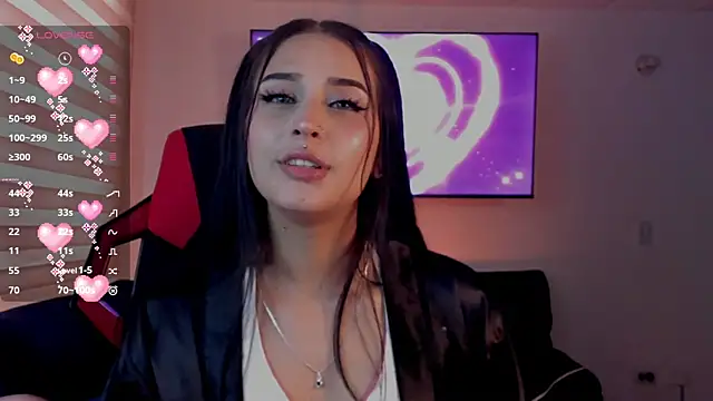 Charlotte greys online show from 11/10/25, 08:41