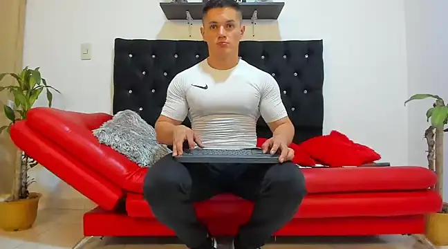 Snapshot of julian_wallace chatting on 02/12/25, 08:50 julian wallace online show from 02/12/25, 08:50