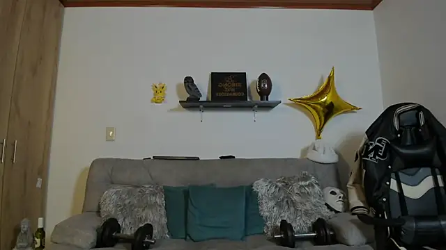 Snapshot of julian_wallace chatting on 11/07/25, 04:29 julian wallace online show from 11/07/25, 04:29