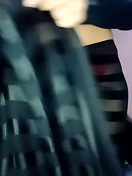 L ucy1 online show from 11/28/25, 06:32