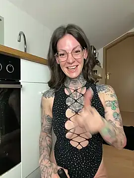 BrownieyQueen online show from 03/06/26, 05:15