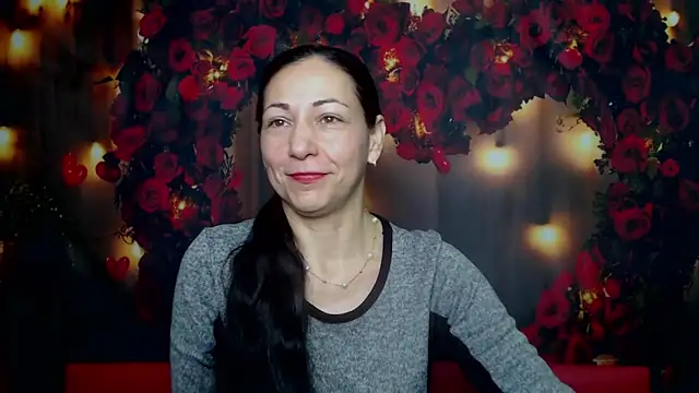 Snapshot of LiluGrants chatting on 02/08/25, 07:04 LiluGrants online show from 02/08/25, 07:04