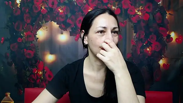 Snapshot of LiluGrants chatting on 02/13/25, 04:32 LiluGrants online show from 02/13/25, 04:32