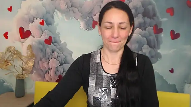 Snapshot of LiluGrants chatting on 03/09/25, 02:29 LiluGrants online show from 03/09/25, 02:29