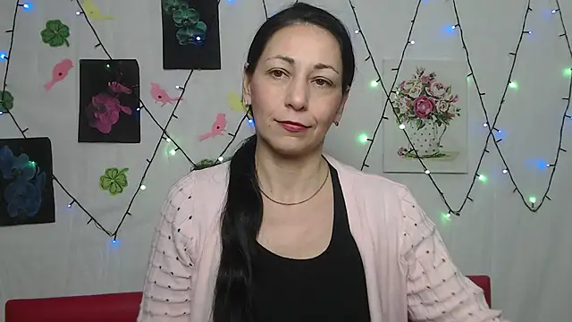 Snapshot of LiluGrants chatting on 03/22/25, 01:32 LiluGrants online show from 03/22/25, 01:32