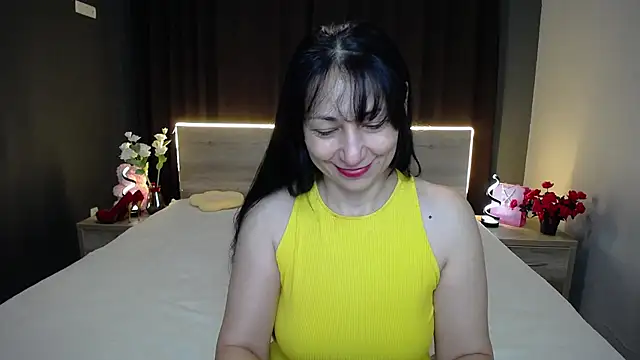 Snapshot of LiluGrants chatting on 12/02/25, 07:09 LiluGrants online show from 12/02/25, 07:09