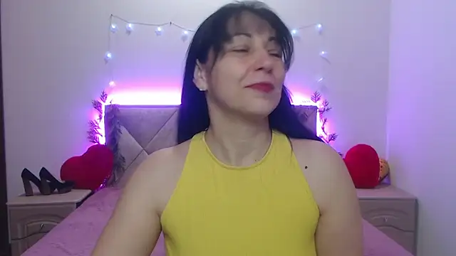 Snapshot of LiluGrants chatting on 02/02/26, 07:12 LiluGrants online show from 02/02/26, 07:12