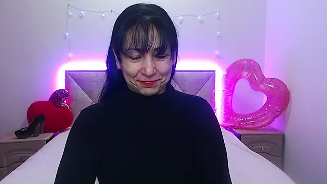 Snapshot of LiluGrants chatting on 02/21/26, 07:15 LiluGrants online show from 02/21/26, 07:15