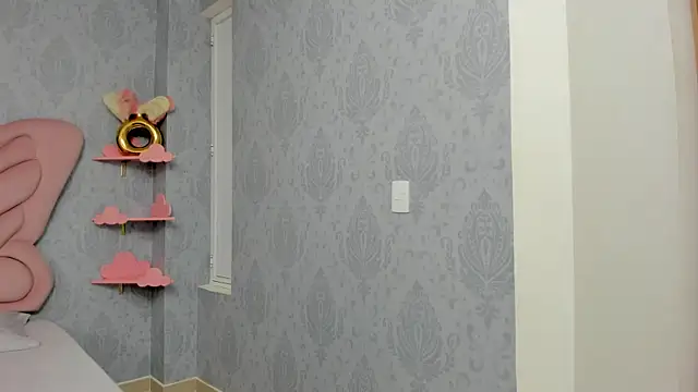 MaddyCute4u online show from 02/15/25, 11:28