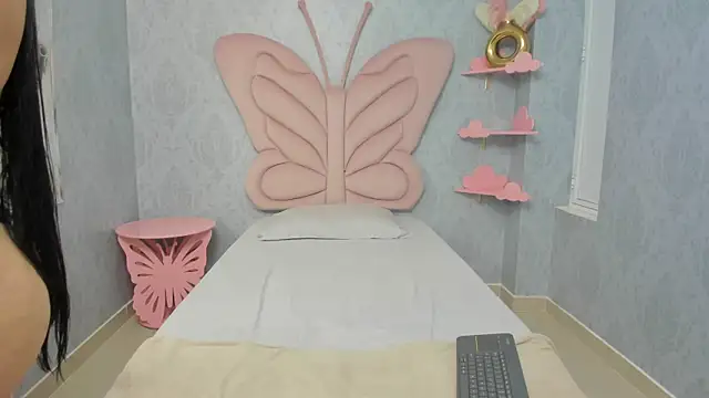 MaddyCute4u online show from 02/22/25, 12:29