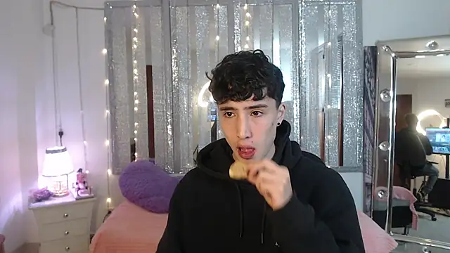 gojo satoru 18 online show from 01/18/25, 12:26