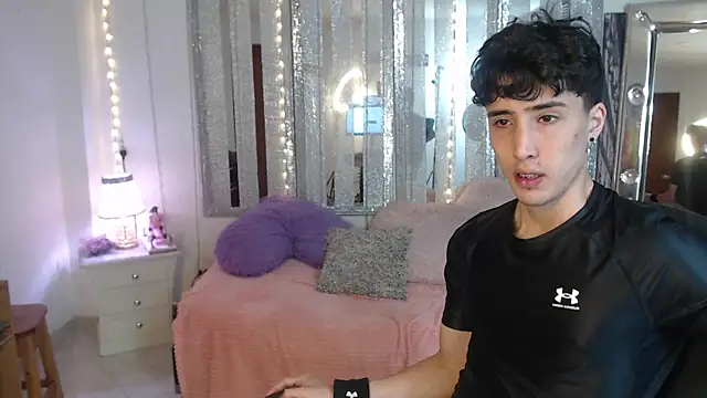 gojo satoru 18 online show from 01/18/25, 03:27