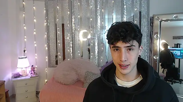 gojo satoru 18 online show from 01/21/25, 12:07