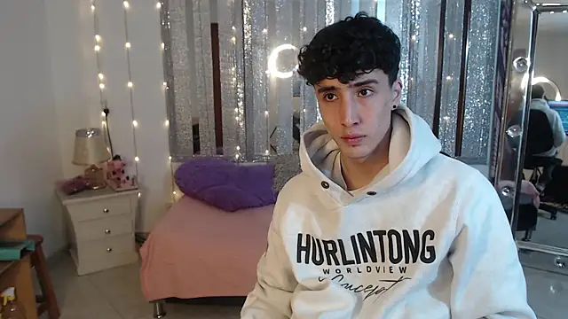 gojo satoru 18 online show from 01/25/25, 12:16