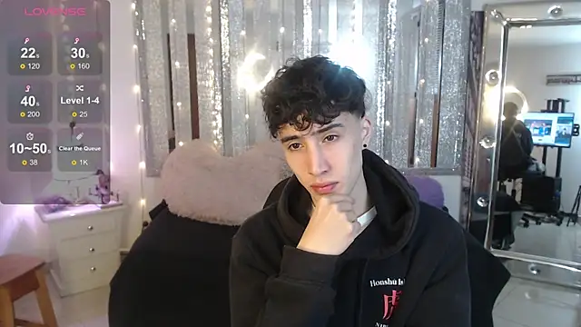 gojo satoru 18 online show from 02/04/25, 11:49