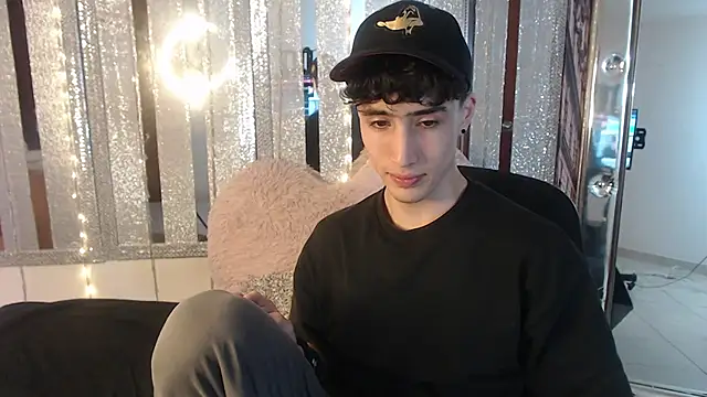 gojo satoru 18 online show from 02/18/25, 05:53