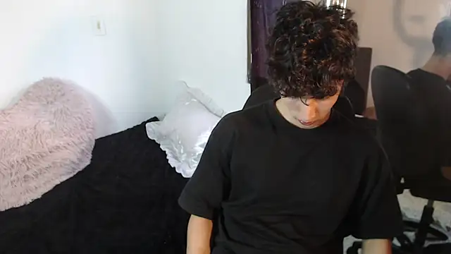 gojo satoru 18 online show from 02/24/25, 05:53