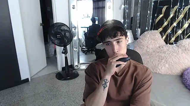 gojo satoru 18 online show from 03/13/25, 03:06