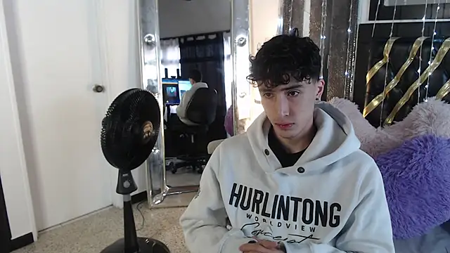 gojo satoru 18 online show from 03/22/25, 11:42