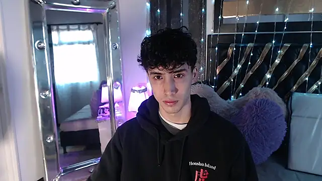 gojo satoru 18 online show from 09/29/25, 11:37