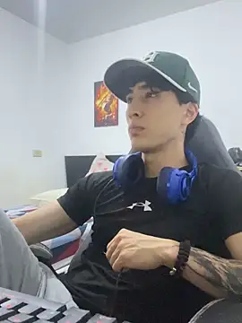 gojo satoru 18 online show from 04/06/26, 04:46