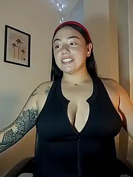 helena smith online show from 02/04/25, 04:26