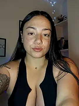 helena smith online show from 02/12/25, 03:40