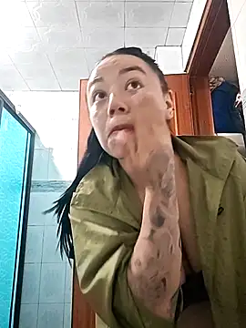 helena smith online show from 10/22/25, 03:07