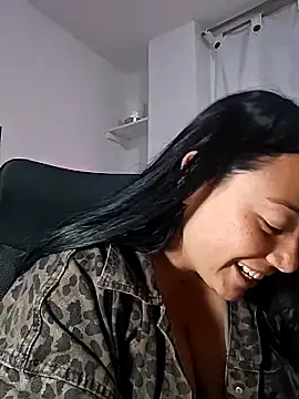 helena smith online show from 12/15/25, 02:27