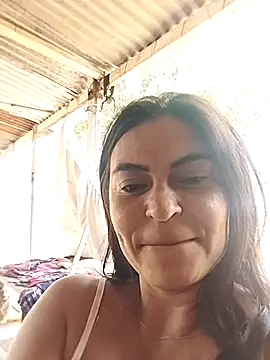 Snapshot of Horny-Mommy-Dirty chatting on 02/26/25, 02:14 Horny-Mommy-Dirty online show from 02/26/25, 02:14