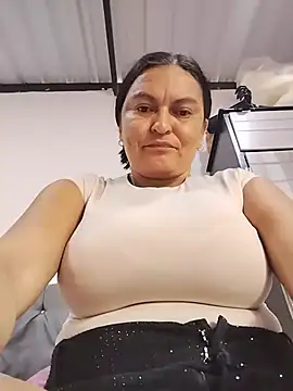 Horny-Mommy-Dirty online show from 05/08/26, 11:48