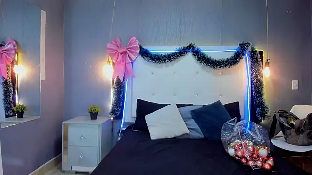 Snapshot of Clarigil chatting on 12/01/25, 09:20 Clarigil online show from 12/01/25, 09:20