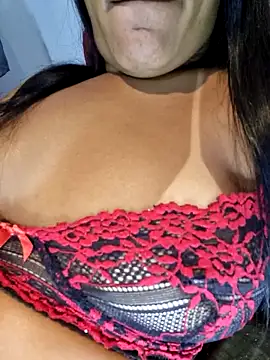 viannaiasmim online show from 11/15/25, 10:59