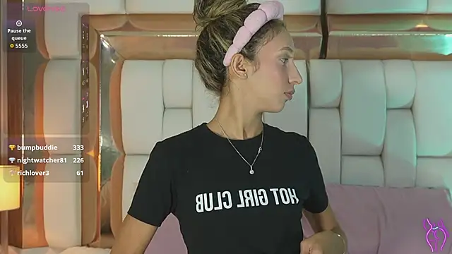 Beautifulskinny18 online show from 04/19/26, 07:49