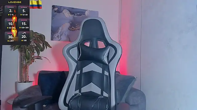 Yeiko Romero  online show from 12/13/25, 09:31