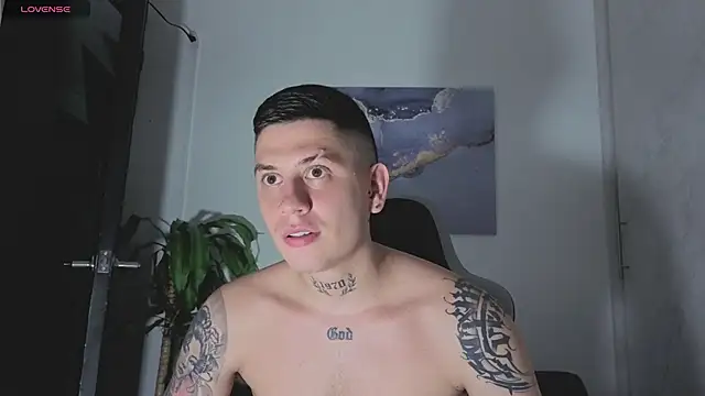 Yeiko Romero  online show from 04/10/26, 08:13