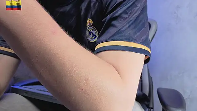 Yeiko Romero  online show from 04/15/26, 08:09