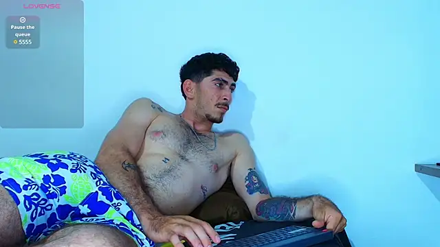 Thomass00 online show from 12/21/24, 03:36