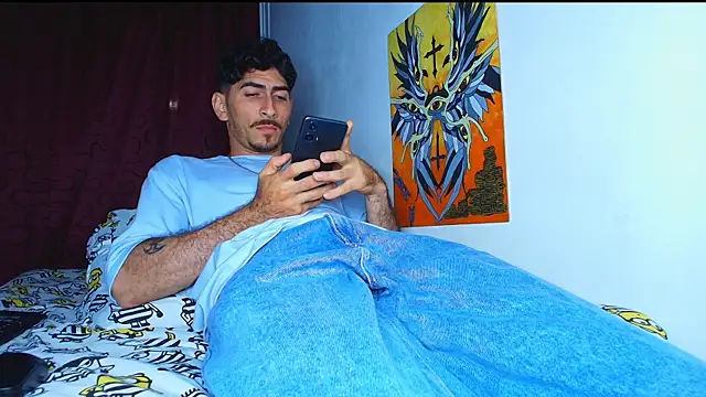 Thomass00 online show from 10/18/25, 12:02