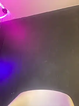 TIFFANYYSTAR online show from 09/17/25, 01:57