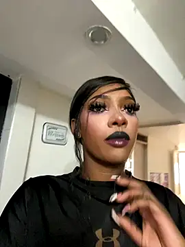 TIFFANYYSTAR online show from 10/09/25, 12:58